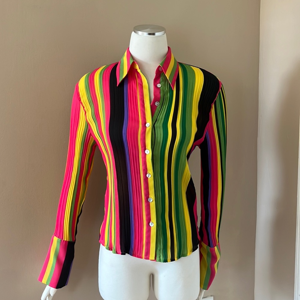Long sleeve colorful button up